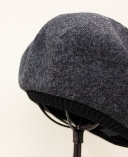 chapeau_laza's tweet photo. -ONLINE STORE【入荷】-
#KNOX ×chapeau 別注キャスケット
#MAISONBirth WOOL RIB BERET
https://t.co/O7l0suvoQR
#帽子屋chapeau https://t.co/gNWjvTawUd