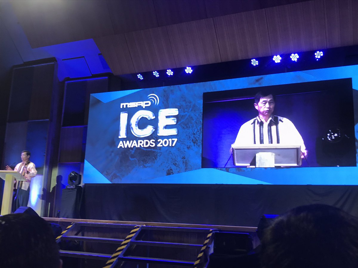 PhilippineStar's tweet photo. Hon. Mauricio Domogan, Baguio City Mayor, gives the Welcome Remarks at the Ice Awards 2017 MSAP #MediaCongress | @Jaollibee https://t.co/1p99I6gv6m