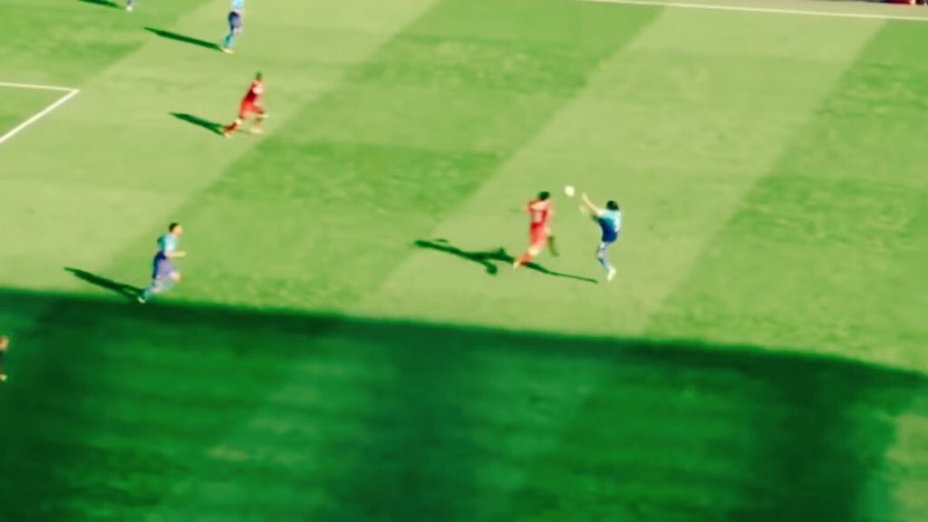 tyindubai's tweet photo. Salah scored from this situation last game. Contact doesn't have to be made for "dangerous play". Absolute shite. Zero consistency. #LFC https://t.co/5zoFFulZeA