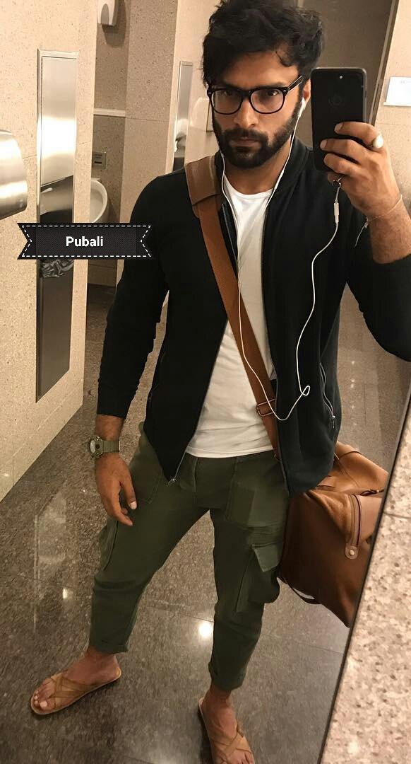 akta_pori's tweet photo. This #DAPPER_AF Guy " @ShaleenMalhotra " never ever fails to charm us with his looks...βΊπππππβ€β€β€π
#SEXYYY_SWAGGERπ₯π₯π₯π₯π₯π https://t.co/lfCWSjimBn