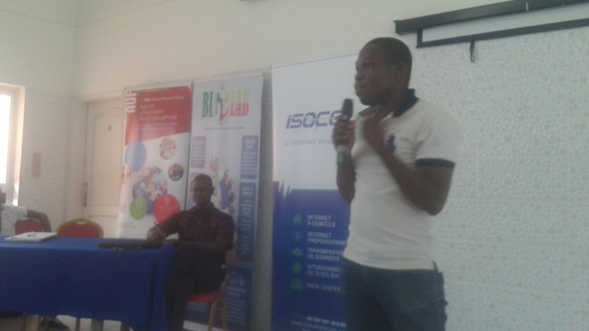 Matheiho67's tweet photo. @BLOLAB_BENIN 
@orificegrp 
@Vianney08583405 
#Rnll2017
Pourquoi adopter le libre à l'école?
Une présentation de De COMLAN Maurice(EPAC) ☺😊😍 https://t.co/hnvtfCdQ1B
