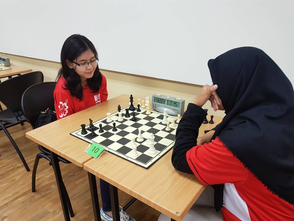 MSUscd's tweet photo. Our chess women team won BRONZE MEDAL in #MASISWA Sport Carnival.
Nurul Iryani,MBBS
Nurul Marhain,BMS
Sharifah Farhana,BHCM
Nur Syahirah,BBM https://t.co/8OcElKWVHw