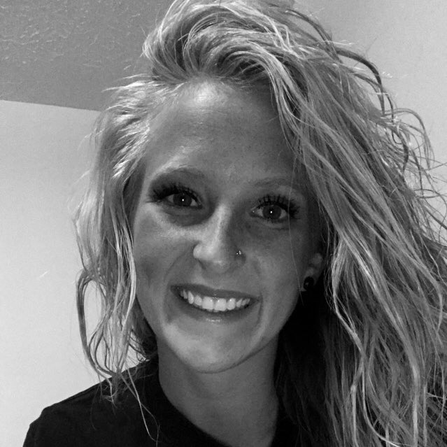 miriahcherry's tweet photo. #NewProfilePic https://t.co/9vQ3cOdyl3