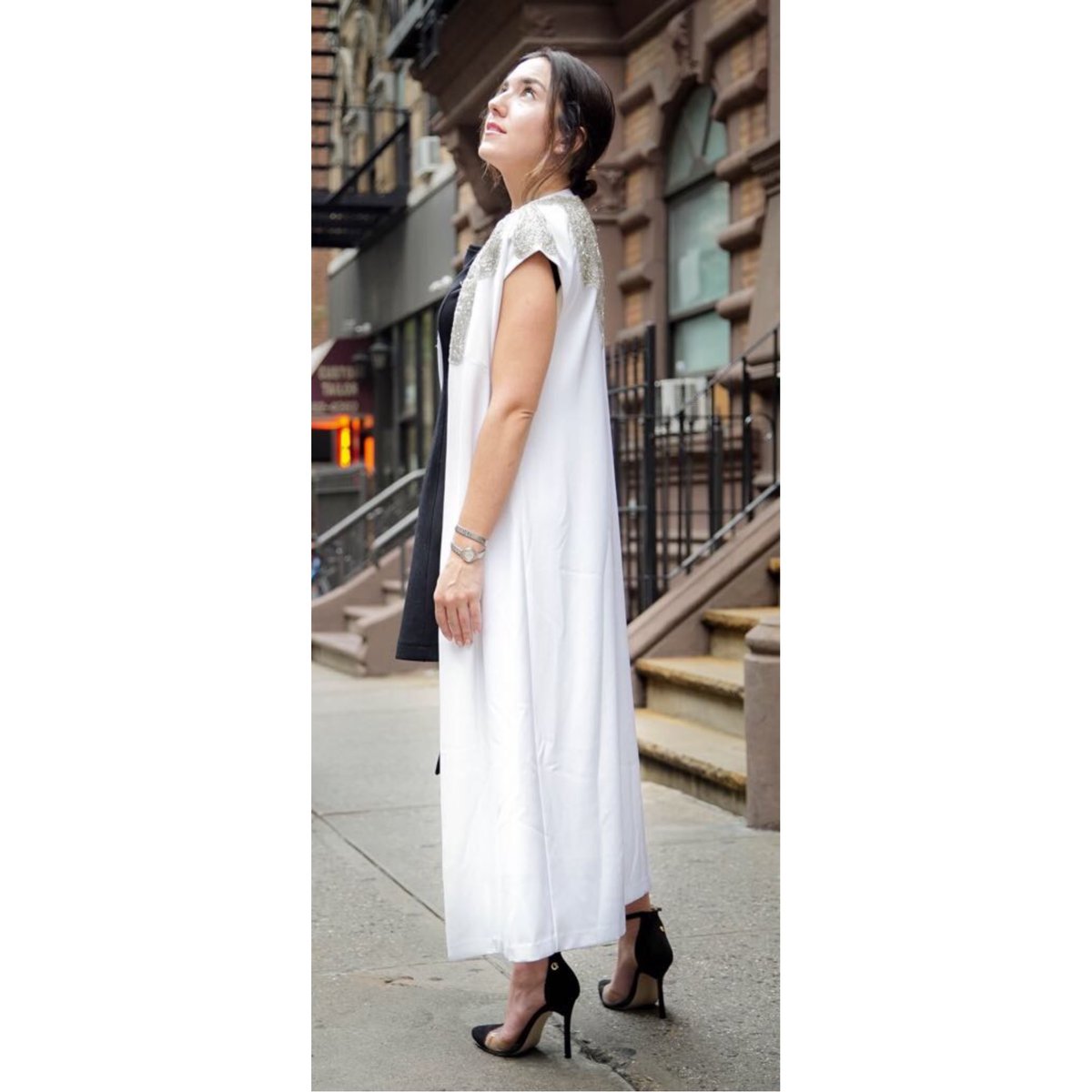ChicasGuapasTV's tweet photo. #FashionTrends
•#NYFW nos gusta cada vez más por todo lo que se genera abajo de la pasarela, en especial por su #StreetStyle, mirá👇🏻• https://t.co/nTq3sZuYbd