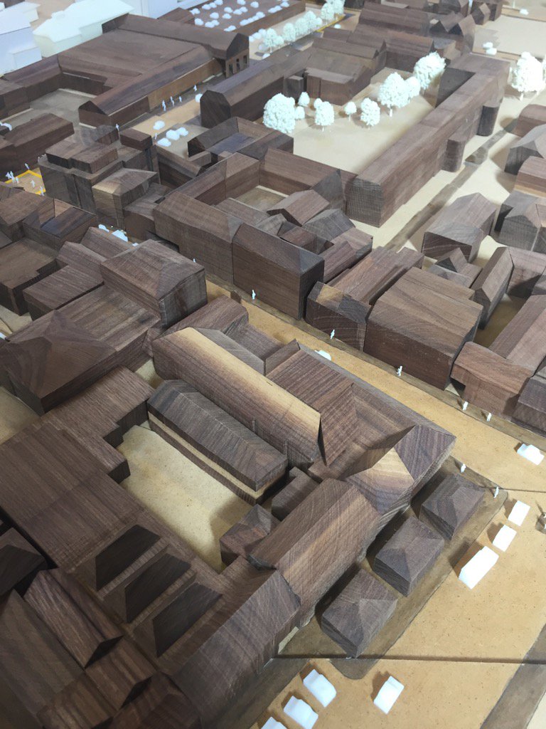 Farnham Model <a href="/farnhammaltings/">Farnham Maltings</a>