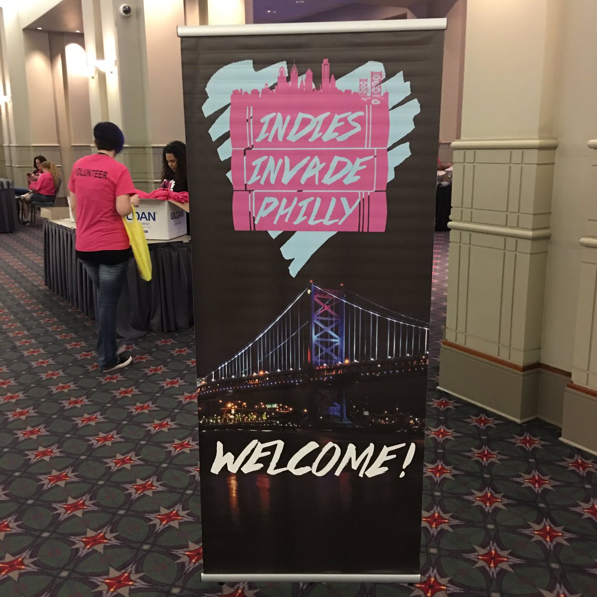 JoyfullyReviewd's tweet photo. #IIP17 scenes from @SillyJillyStein @KindleCousins / Jackie F https://t.co/Y1oUqgPA39