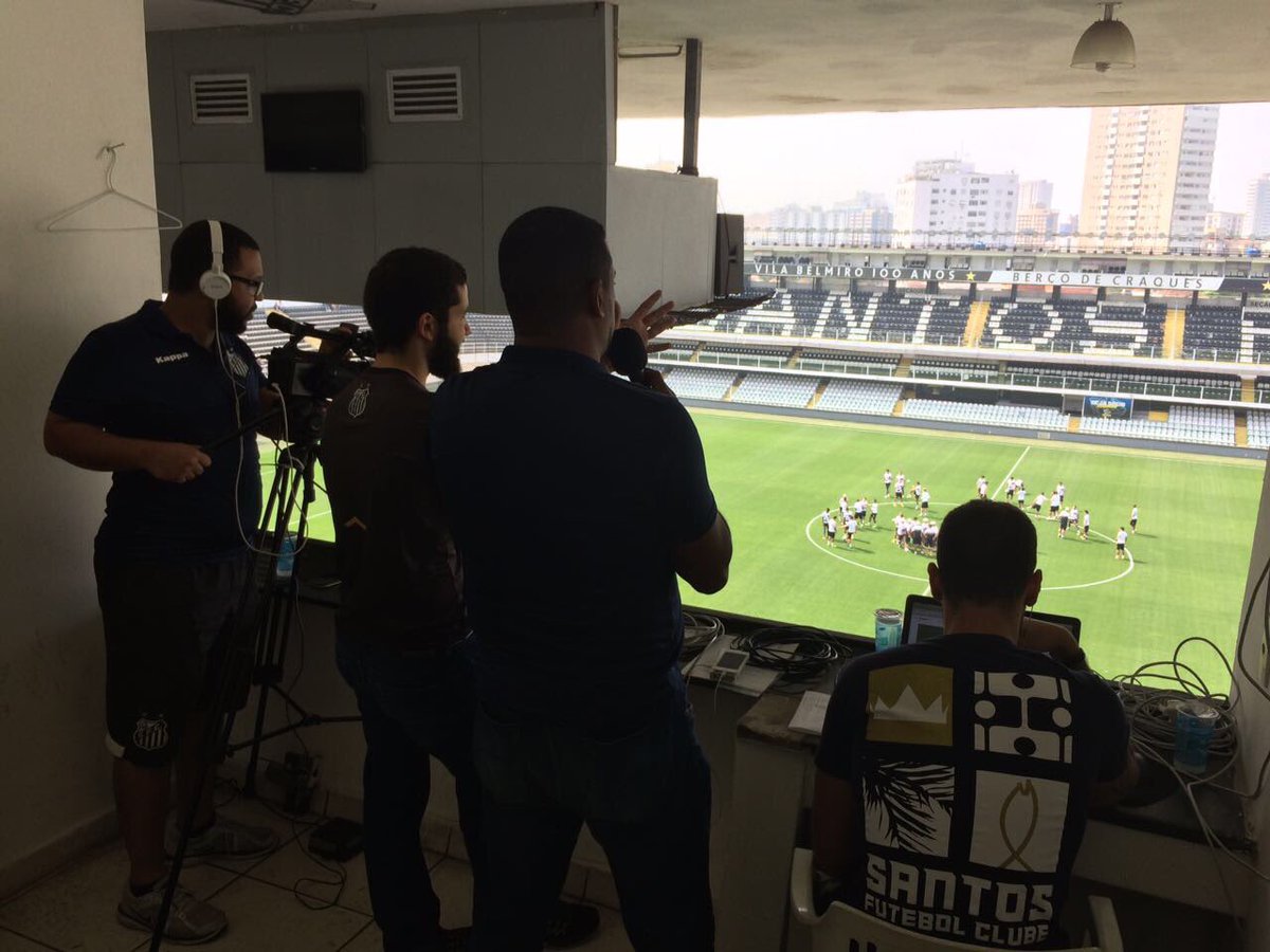 Treino ao vivo na <a href="/VilaBelmiro/">Vila Belmiro</a> com a <a href="/SantosTV/">Santos TV</a>!

🎥 youtu.be/cgD9gRYAp6U