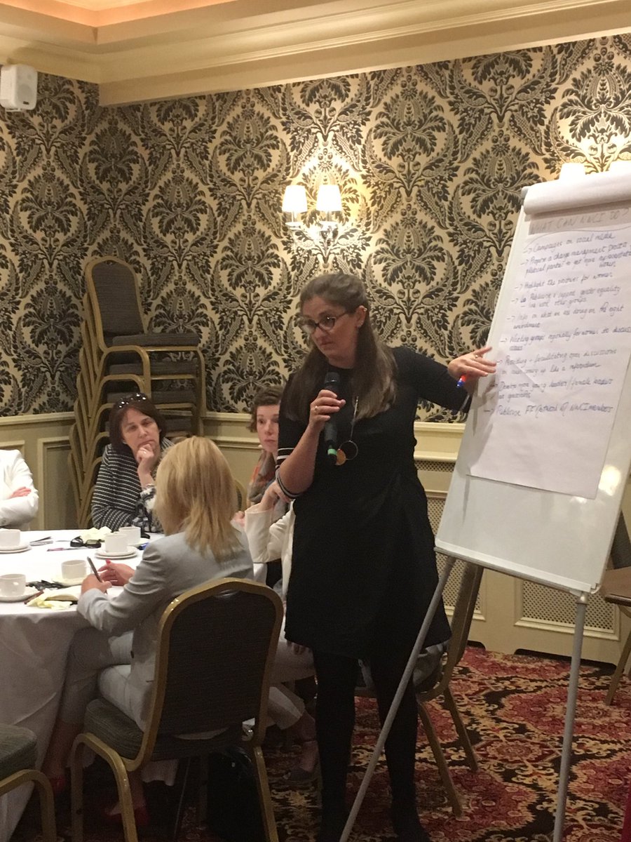 FFWomensNetwork's tweet photo. Reflecting on our group discussion on #WhatWomenWantToChange at #RepresentingThe51pc @fiannafailparty @NiamhSmythTD @NWCI https://t.co/DTneb9eG0v