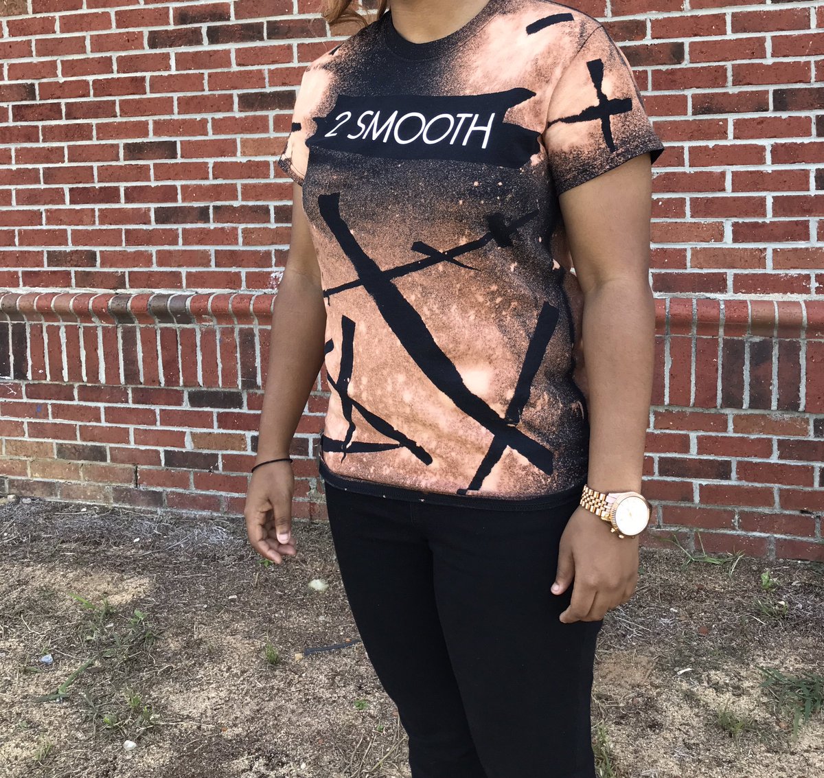 2SApparel's tweet photo. New shirt 🔥 Cop yours‼️ Issa movement ‼️ Issa Lifestyle‼️✌🏽 #2smoothlifestyle #copone #jointhemovement https://t.co/7hwLcOqPCp