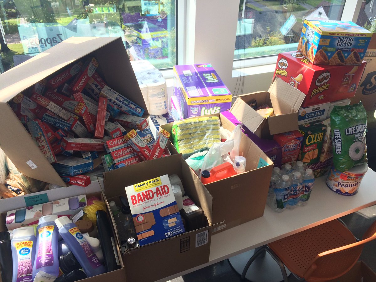 jenjack82's tweet photo. Delivered hurricane donations to @M25M_org from generous colleagues @CardinalNow &amp; students @MMHBobcats1. #CardinalCares #MercyInspires https://t.co/KXwXeBoYfQ