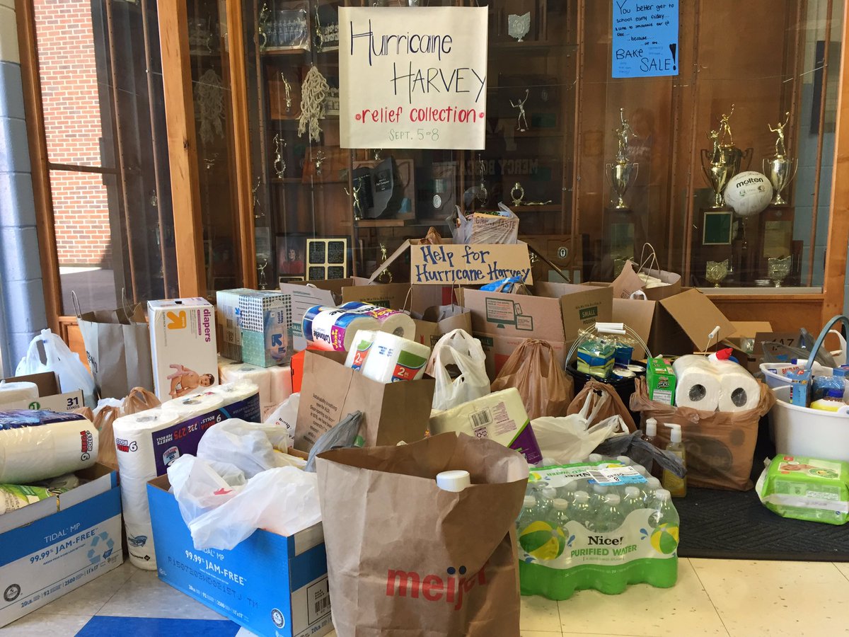 jenjack82's tweet photo. Delivered hurricane donations to @M25M_org from generous colleagues @CardinalNow &amp; students @MMHBobcats1. #CardinalCares #MercyInspires https://t.co/KXwXeBoYfQ