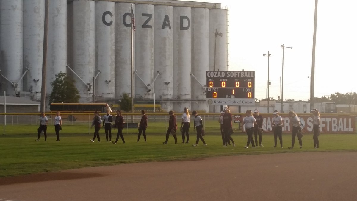 Arlington_HS_SB's tweet photo. Good morning from Cozad! #WePlayForA https://t.co/C0MwiEBSdB