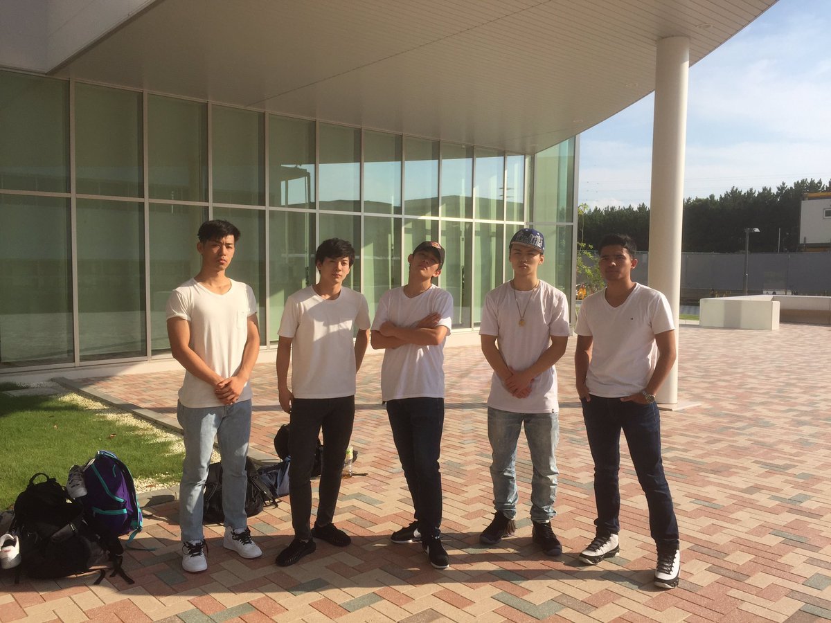 神田外語大学バスケットボール部 Kuis Basketball Twitter