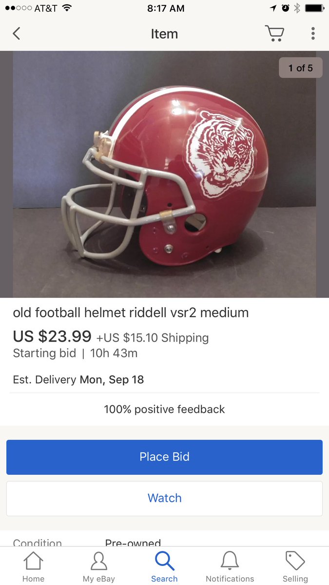 johnnydmemphis's tweet photo. Hey @MarioLopezExtra , I found your old high school helmet on eBay. #baysidetigers #kkty https://t.co/Dmw4OTCkbL