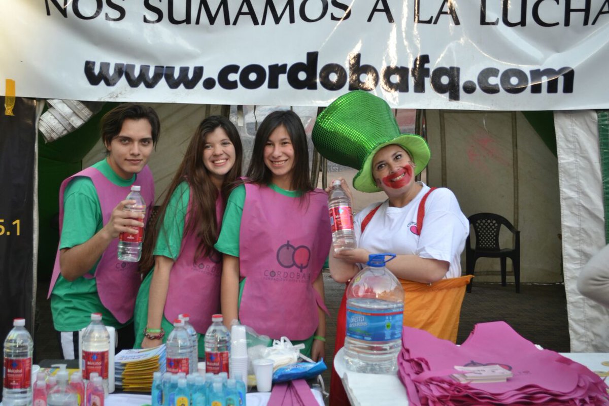 DeporteMuniCba's tweet photo. Nos unimos a @CordobaFq para recorrer las escalinatas del Parque Sarmiento en la lucha contra la #FibrosisQuistica. ¡Excelente jornada! https://t.co/mYYwvK9Iy6