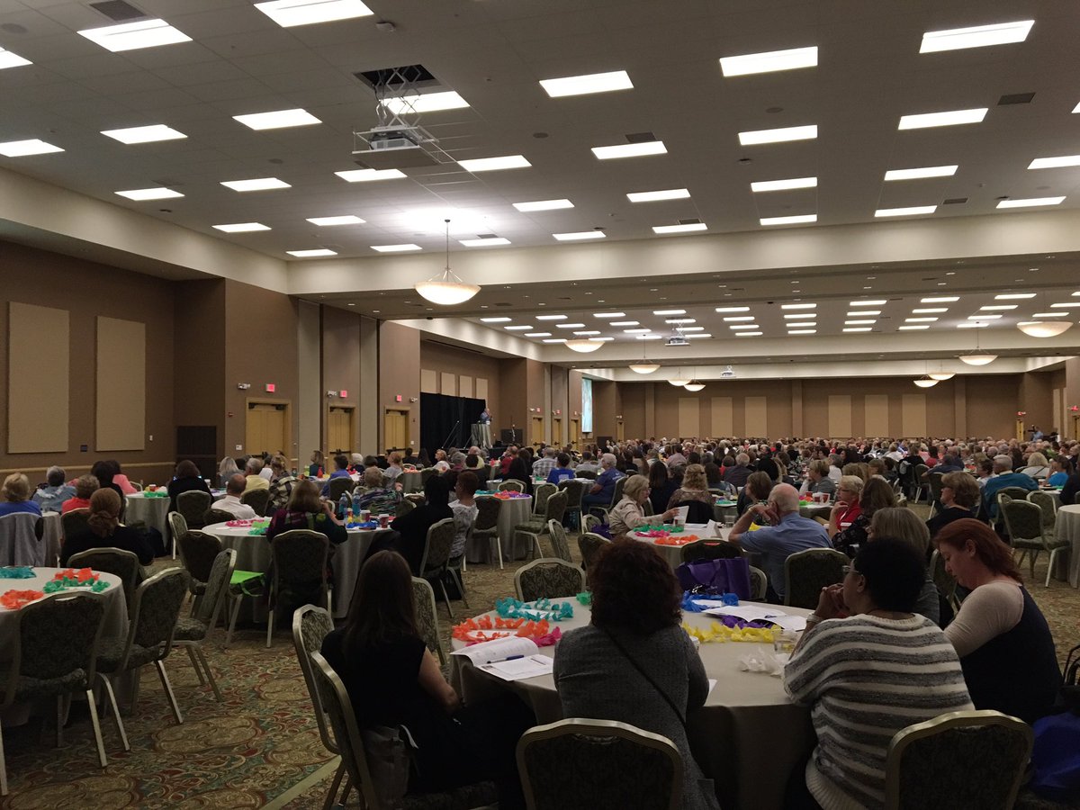 EastCentralCASA's tweet image. 750 CASA's at this year's Indiana State GAL/CASA Conference in French Lick, IN. Wow! Enthusiastic group!!! @NationalCASA #CASAStrong