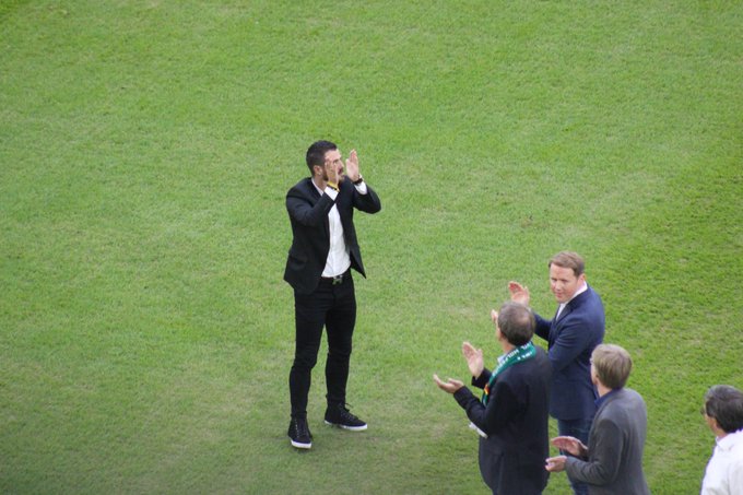 View image on Twitter