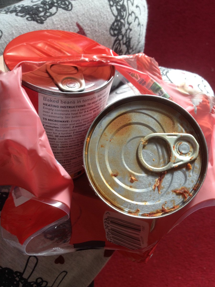 Kat_williams25's tweet photo. @asda absolutely disgusting if I wanted 3 tins I would've only bought 3 not 4!!!!!! https://t.co/HVPzAjmVmT