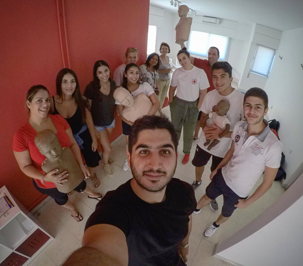 09/09/17
"Διεθνής Μέρα Πρώτων Βοηθειών" και εκπαιδευόμαστε ως Πρώτοι Βοηθοί στον ΚΕΣ Τμήμα Νέων Λεμεσού
#YouthSection #RedCross #FirstAidDay