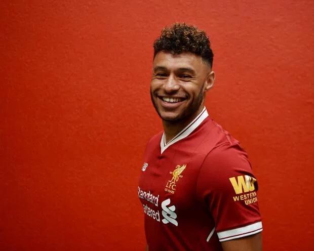 Lobo0417's tweet photo. #OxladeChamberlain 
9 goals. 2 teams. 2 weeks
#Legend https://t.co/Uf2a4ioPer