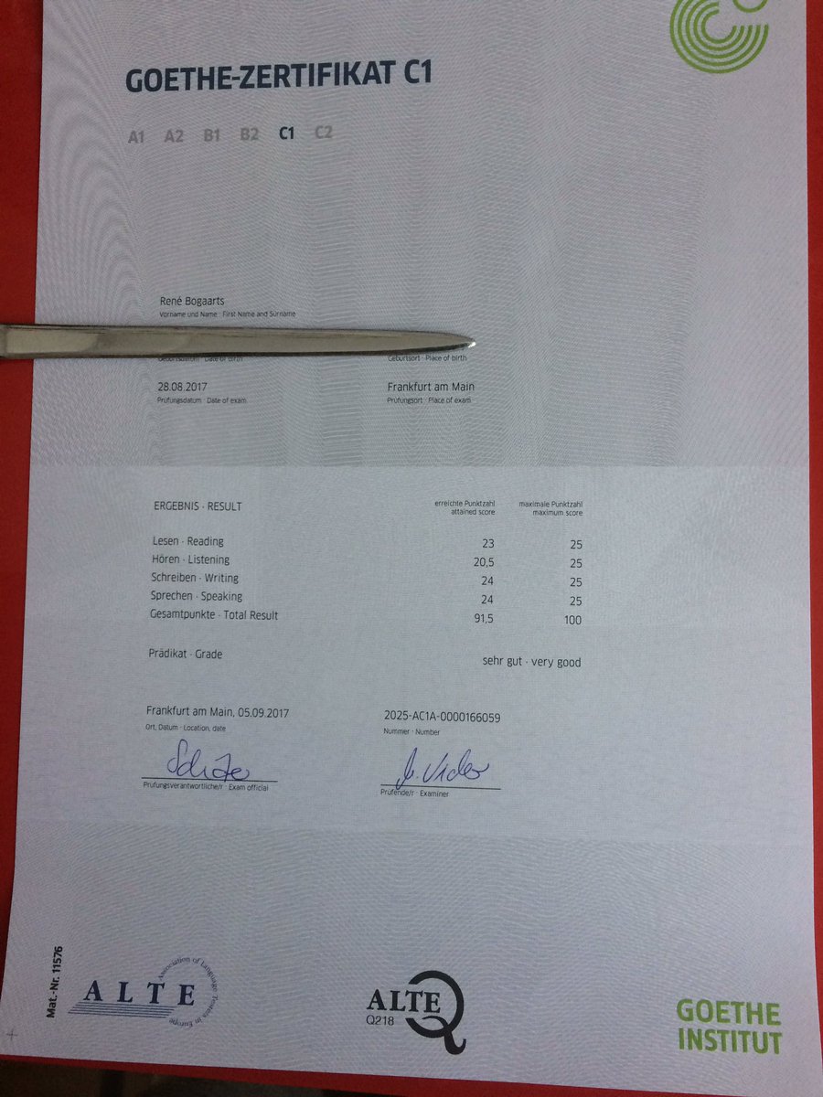 renebog's tweet photo. Super, ich habe es geschafft. Duits op C1-niveau via Goethe Instituut. Resultaat: sehr gut (91,5). #NDS #Deutschland https://t.co/Caf5Ia2fb5