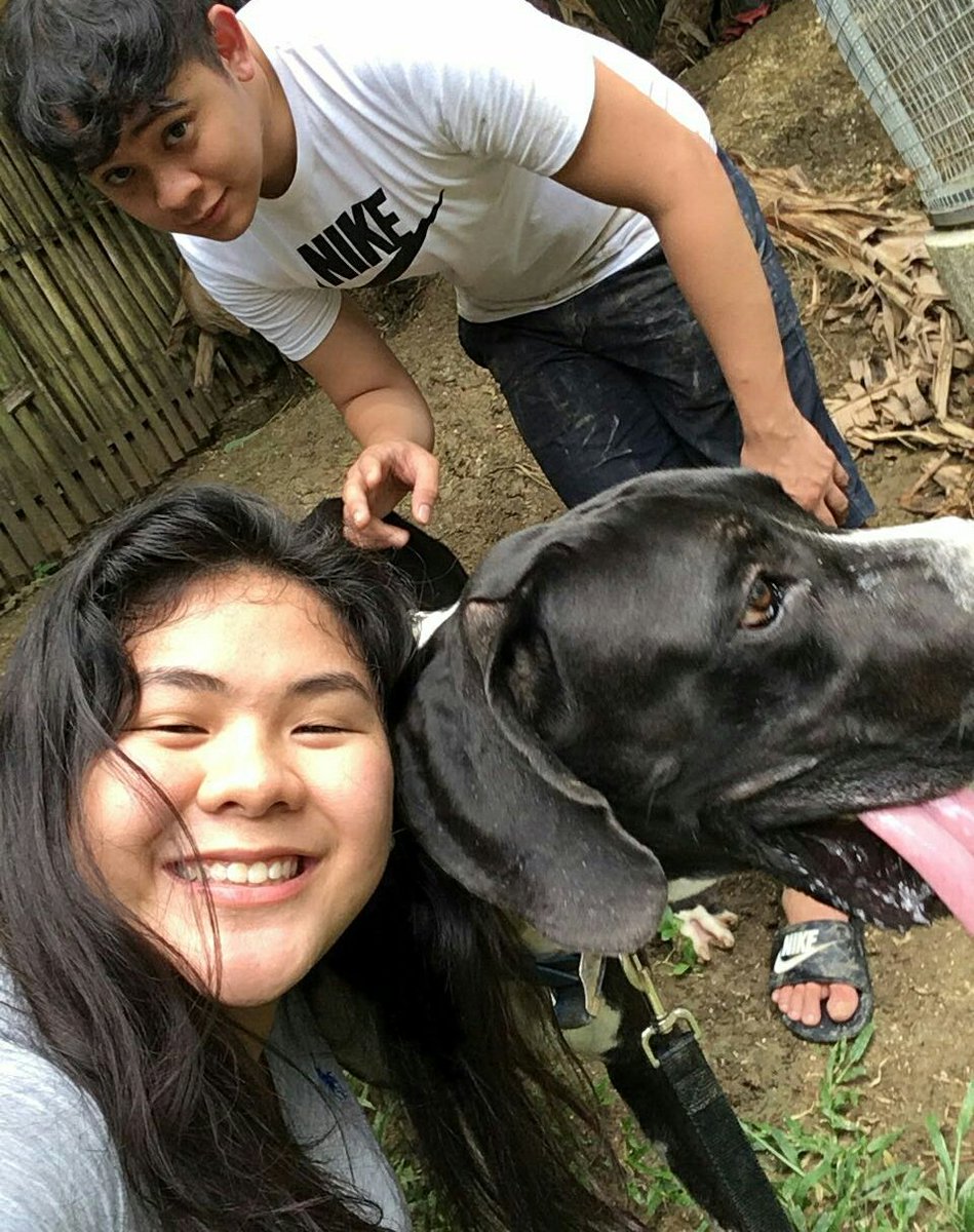 MaiaDu_'s tweet photo. You had me at woof, buddy. Heartbroken that I have to leave you for school 😢😣😭💔 #10mos https://t.co/YQqMbPg515