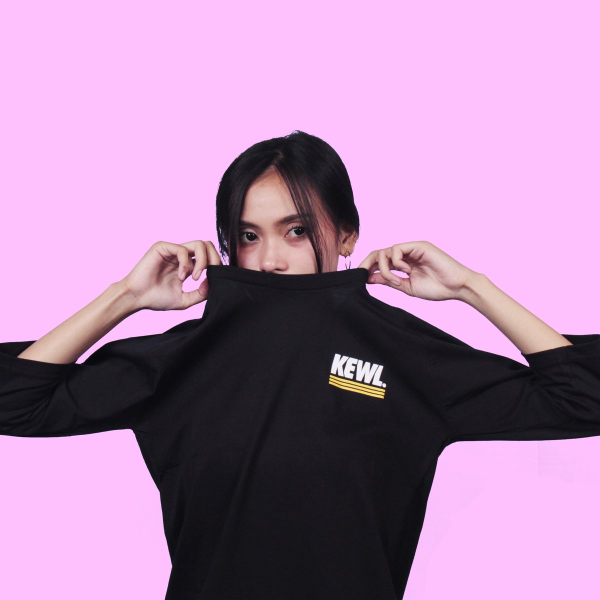 kewl260's tweet photo. BLACK RAGLAN // IDR 140K https://t.co/pUCcje9wYz