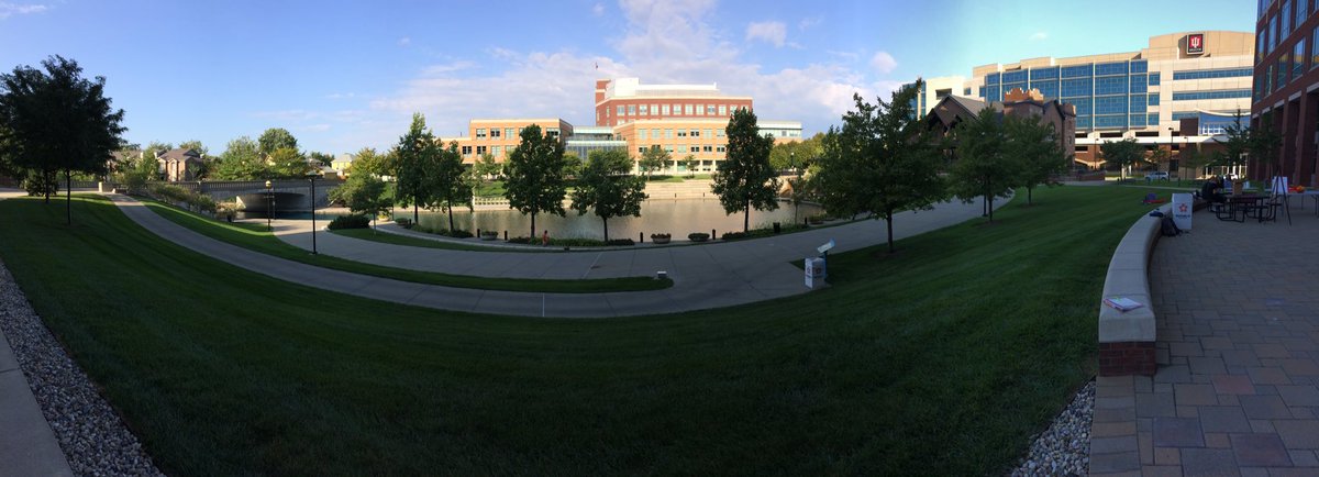 JHMedia_'s tweet photo. My office for the morning!! https://t.co/i798YW08v4