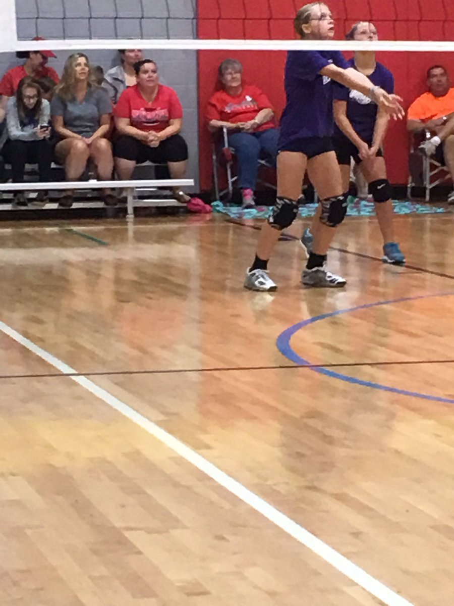 FitzmorrisLarry's tweet photo. Fourth fifth grade volleyball! My granddaughter is doing great! https://t.co/yBpQ5olStu
