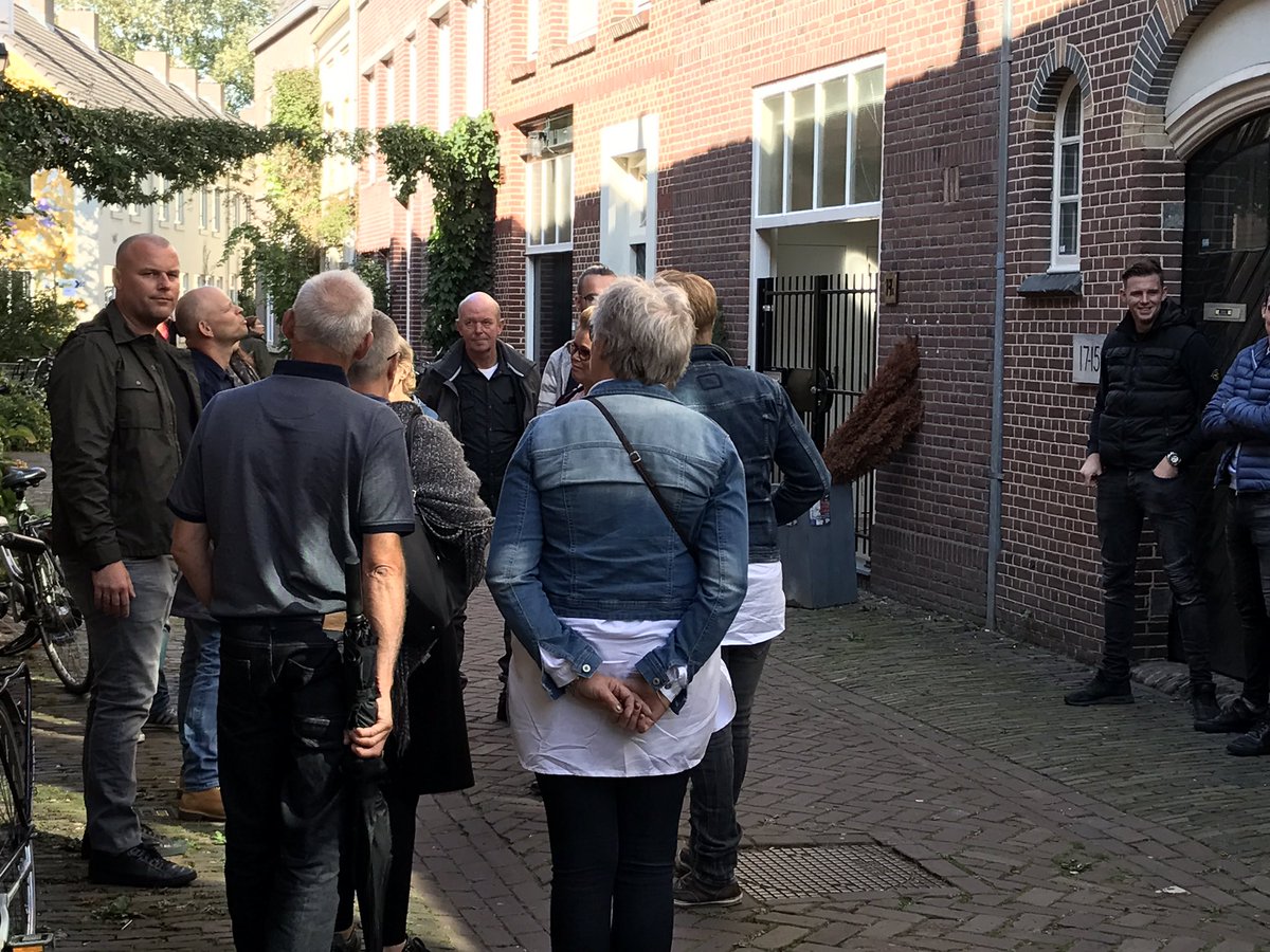 mpeelektro's tweet photo. Momenteel met personeel en partners hap en stap en een stukje historie van s'-HERTOGENBOSCH https://t.co/qZSeEQ4yl2