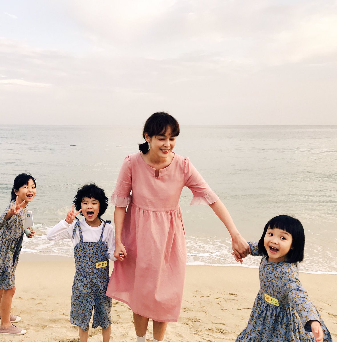 이하나 짤 짤짤 (@21randompics) on Twitter photo 