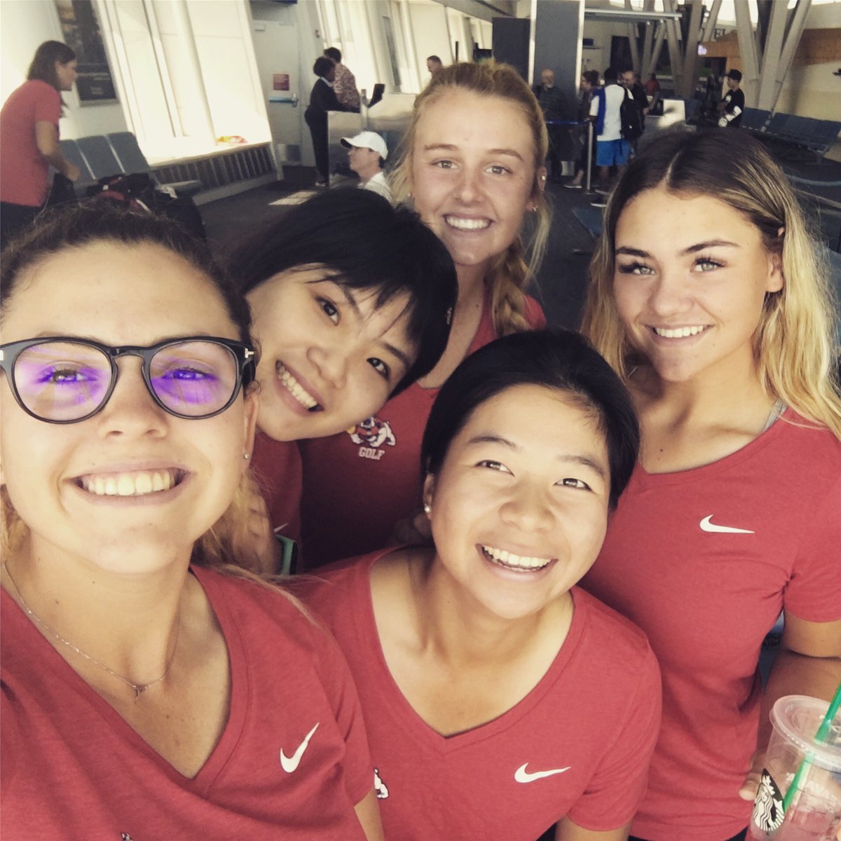 FresnoStateWG's tweet photo. And the DOGS are off ✈️✈️ to New Mexico! #firsttripoffall #godogs #newdogsontheroad #take37 #newyearnewenergy #fierce #pushthelimit https://t.co/Q4ZZRS1mvW