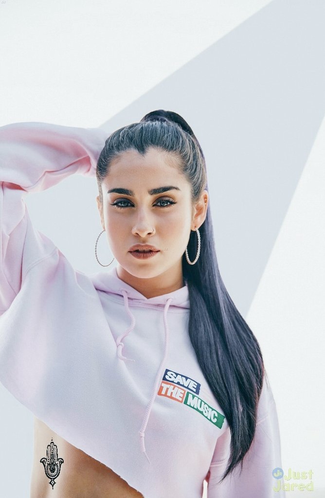 Lauren. (@artsygxrl) on Twitter photo 