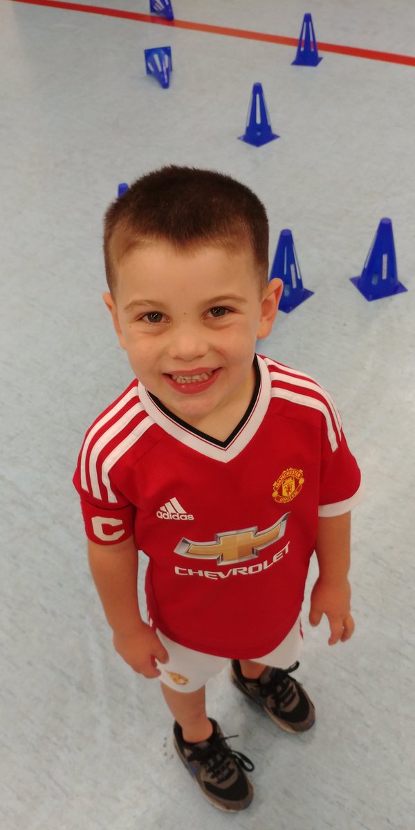 StHelensFutsal's tweet photo. Great fun this morning at Little Dribblers. Well done to our Captains of the Week - Jaxon, Joseph, Harrison and Euan. https://t.co/Ie8hcriN3B