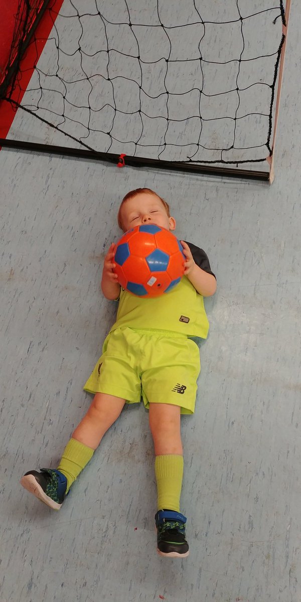 StHelensFutsal's tweet photo. Great fun this morning at Little Dribblers. Well done to our Captains of the Week - Jaxon, Joseph, Harrison and Euan. https://t.co/Ie8hcriN3B