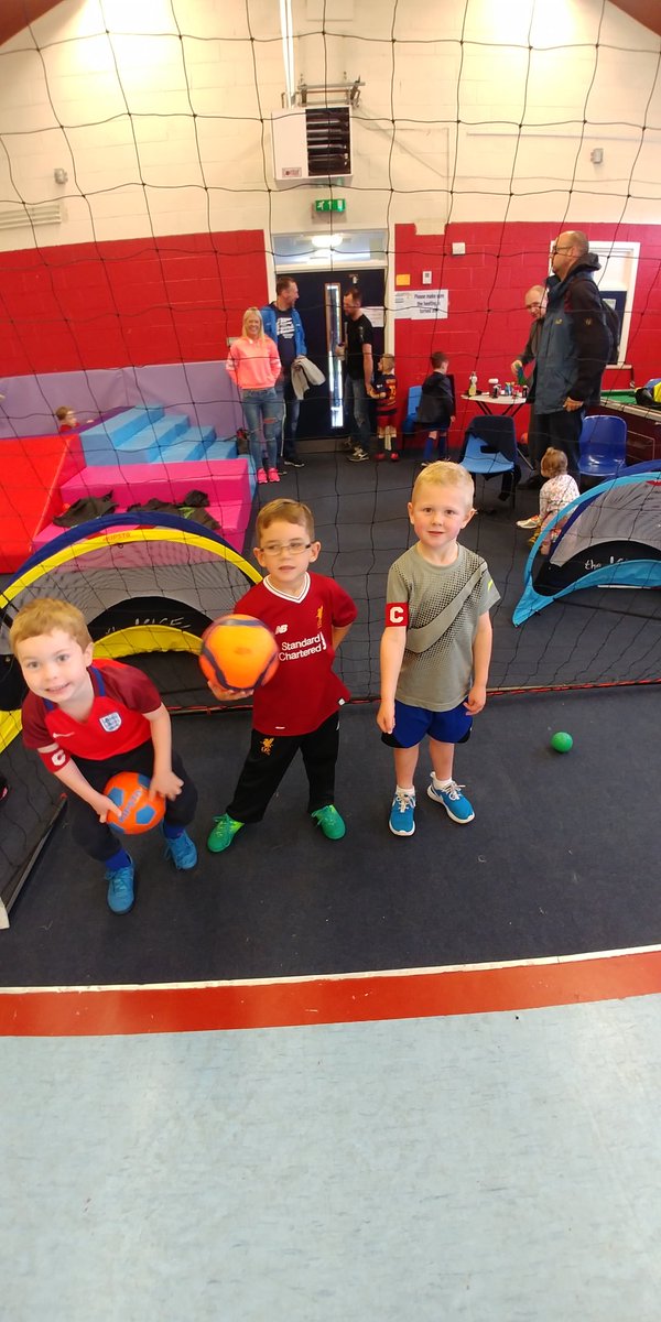 StHelensFutsal's tweet photo. Great fun this morning at Little Dribblers. Well done to our Captains of the Week - Jaxon, Joseph, Harrison and Euan. https://t.co/Ie8hcriN3B