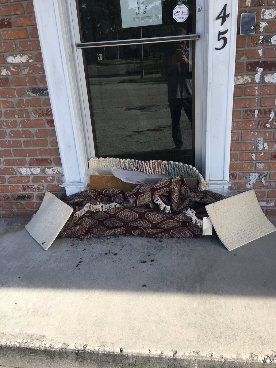 Gcortho's tweet photo. Because nothing stops flooding like carpet samples. Sorry I had to take a photo. #irma2017 #carpetsamples #heresyoursign #tampastrong https://t.co/k8SIULr8D3