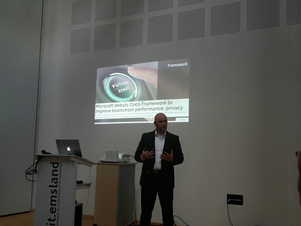 IngoDahm's tweet photo. Wo ist die Killer App? #cimlingen https://t.co/UGzCqp5zD9