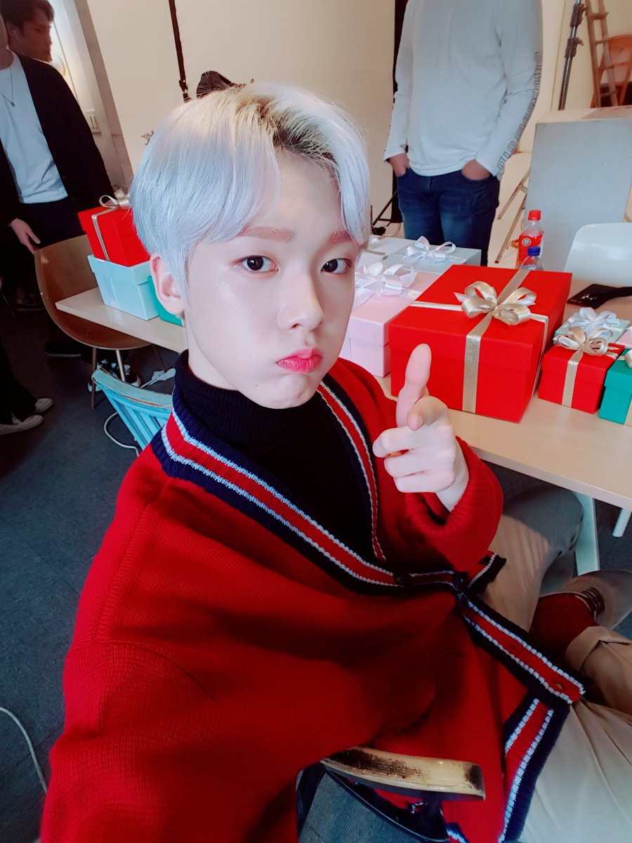 offclASTRO's tweet photo. μ€λμ λ°λμμ λμλμΉλ€!!π‘μ΄μ μ¬λ¦¬λ €κ³ νλλ° 1λΆλμ³μ λͺ»μ¬λ €λ°...ννπ’π’
#λ°λμμ΄μμλ°μλ! #μ€λμ #κΌμ¬λ¦°λ€ #μλ‘νλ #κ°μ΄λμ !?! https://t.co/vGv1BS2wPI