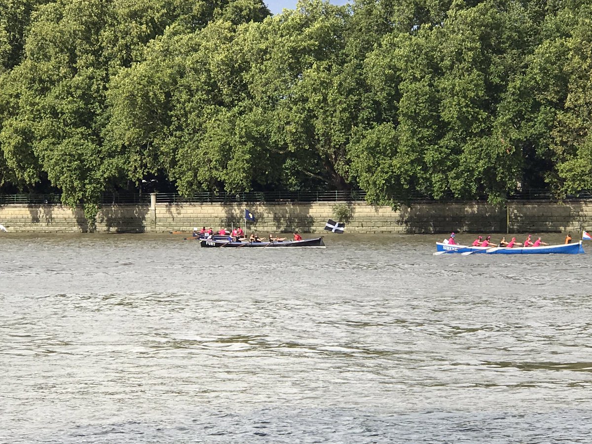 And finally Fury from our boats heading towards the finish line #gigrowing #LondonGreatRiverRace