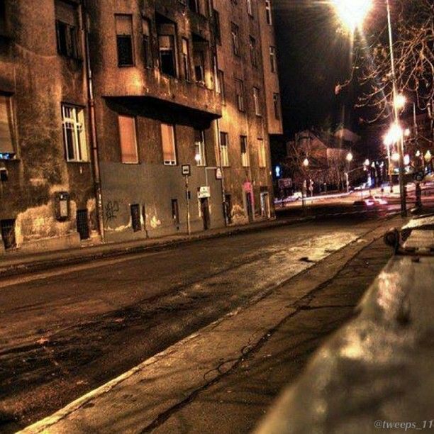 كن خلوقا ، فإن رحلت لن يتذكر البشر ألا عملك و خلقك ..