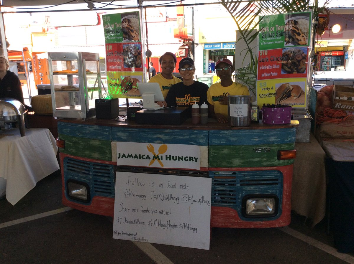 JaMiHungry's tweet photo. #HamptonBeach Seafood Fest day 2 in full swing! You should be here! #MiHungry #JerkSalmon #TeriyakiSalmon ππ½ https://t.co/hQy85ANxpX