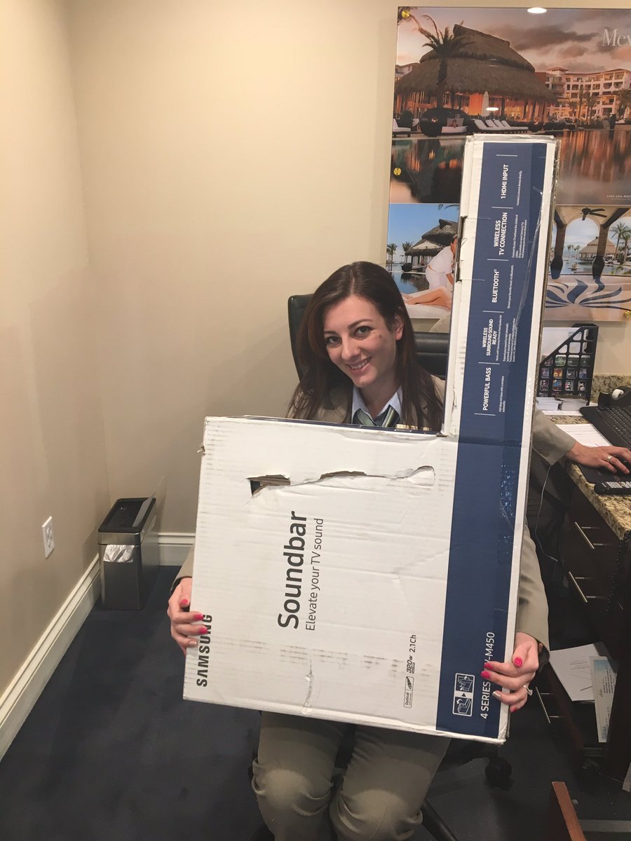 suzzzyT12's tweet photo. Super proud of her and her achievements!! #DRILevelUp #DRISummerShowDownWinner #goteamcancun #wehaveculture #DRISummerShowDown https://t.co/q2R2JUnmVs