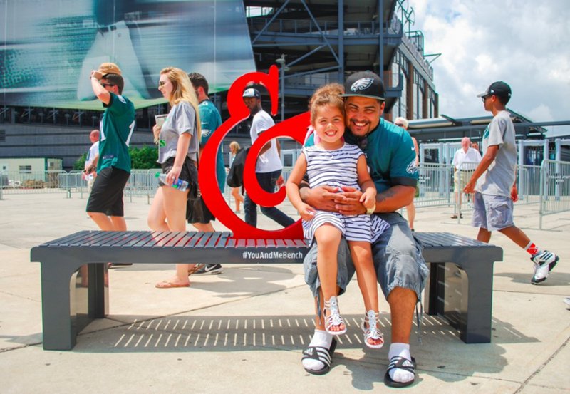 SafianRudolph's tweet photo. Win Philadelphia Eagles cuff links! Snap a pic on the #YouAndMeBench 7th & Sansom. Post by midnight Sun, Sept 10, w/ hashtag #YouAndMeBench https://t.co/dSdisz1jdd