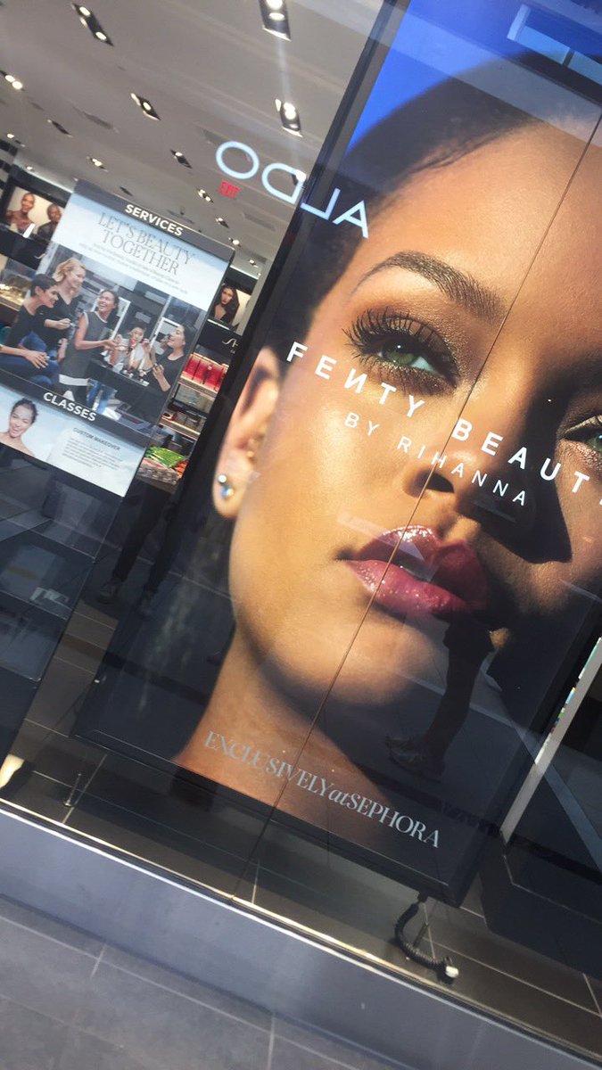 stylishly_smart's tweet photo. @QBMall and @Sephora early for a #rougeevent. Super exciting to see the new #holiday collection unveiled early. https://t.co/gtsb2GD6mZ