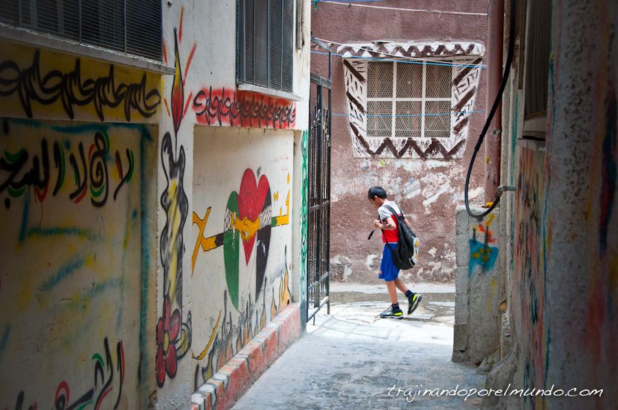 Vida y esperanza en el campo de refugiados goo.gl/g6pT52 #Palestina