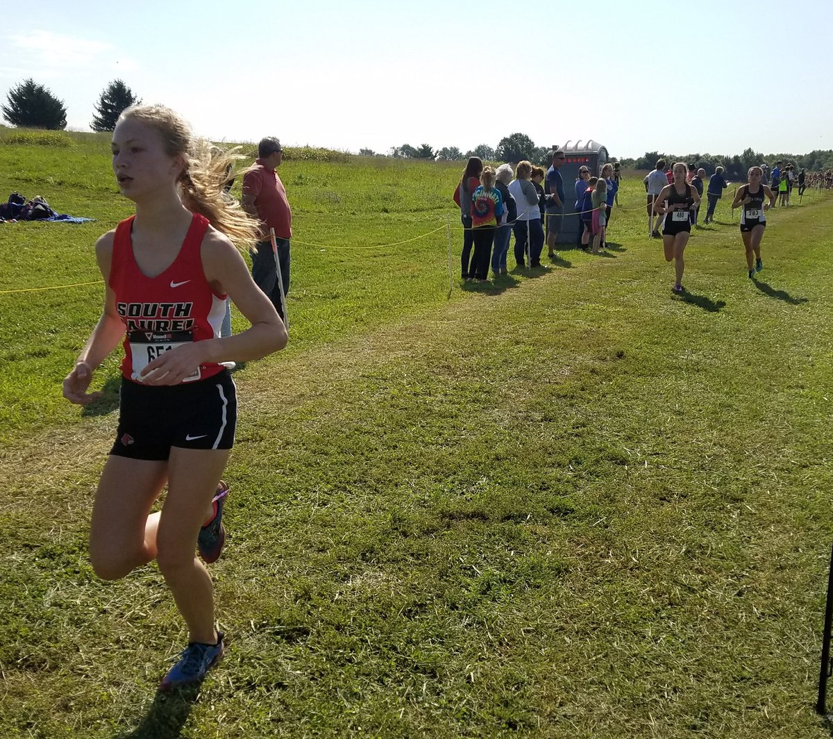 Freshman Phoebe McCowan of South Laurel leading the girls varsity early at the #BGXCI
