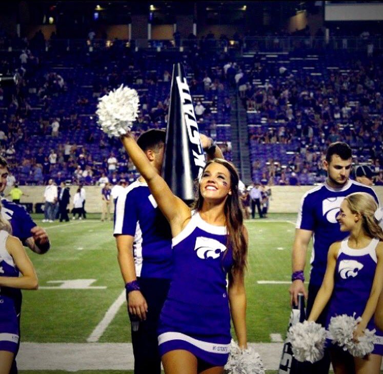 mathews93's tweet photo. @BaileyMathewsBM #KStateGameDay #kstatecheer https://t.co/p0QEZM5bqz