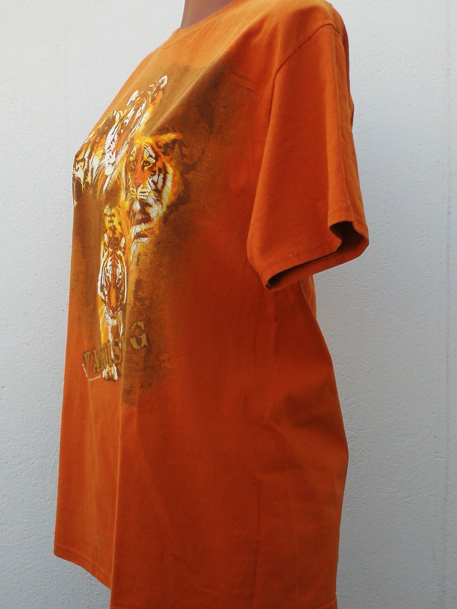 SlowShopVintage's tweet photo. Camiseta Animal Print VANISHING EUR 7.00
➤ https://t.co/P5EeIUOEKB https://t.co/2PNKxVT8pw