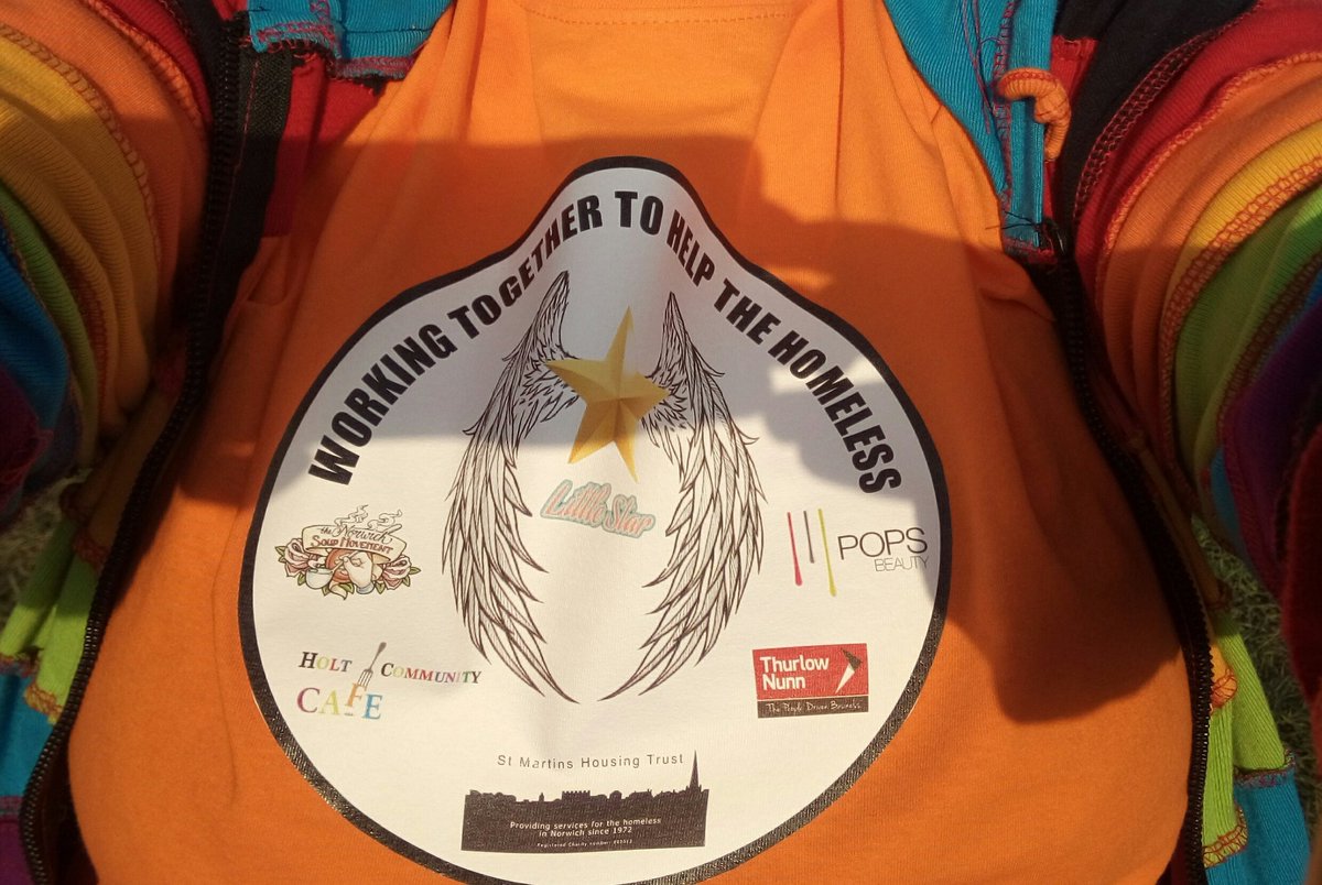 fest1valfairies's tweet photo. @CCfunkandsoul plz rt The @fest1valfairies are collecting camping gear after @reloadfest  to give to the homeless. Catch us in the arena. https://t.co/NSwBZN43ZH